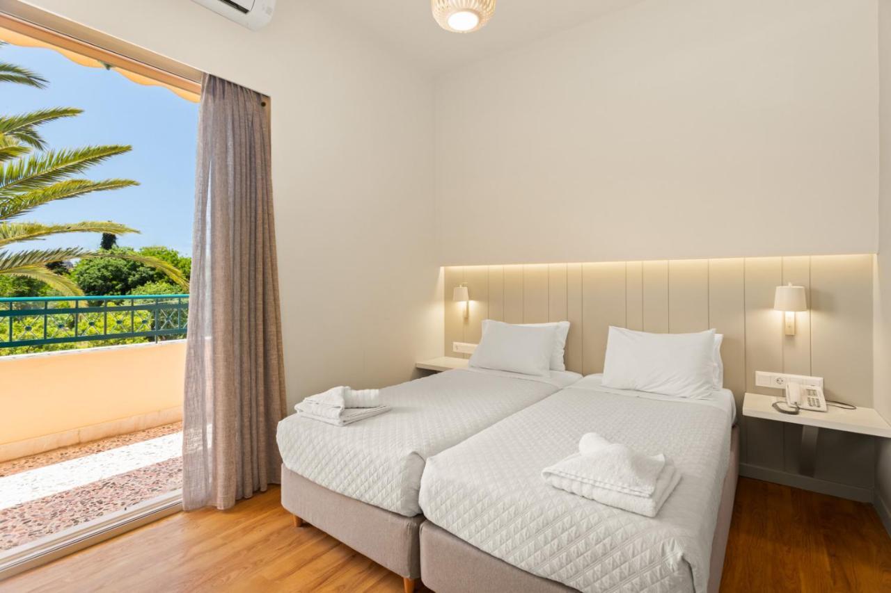Lefktron Hotel Stoúpa Zewnętrze zdjęcie